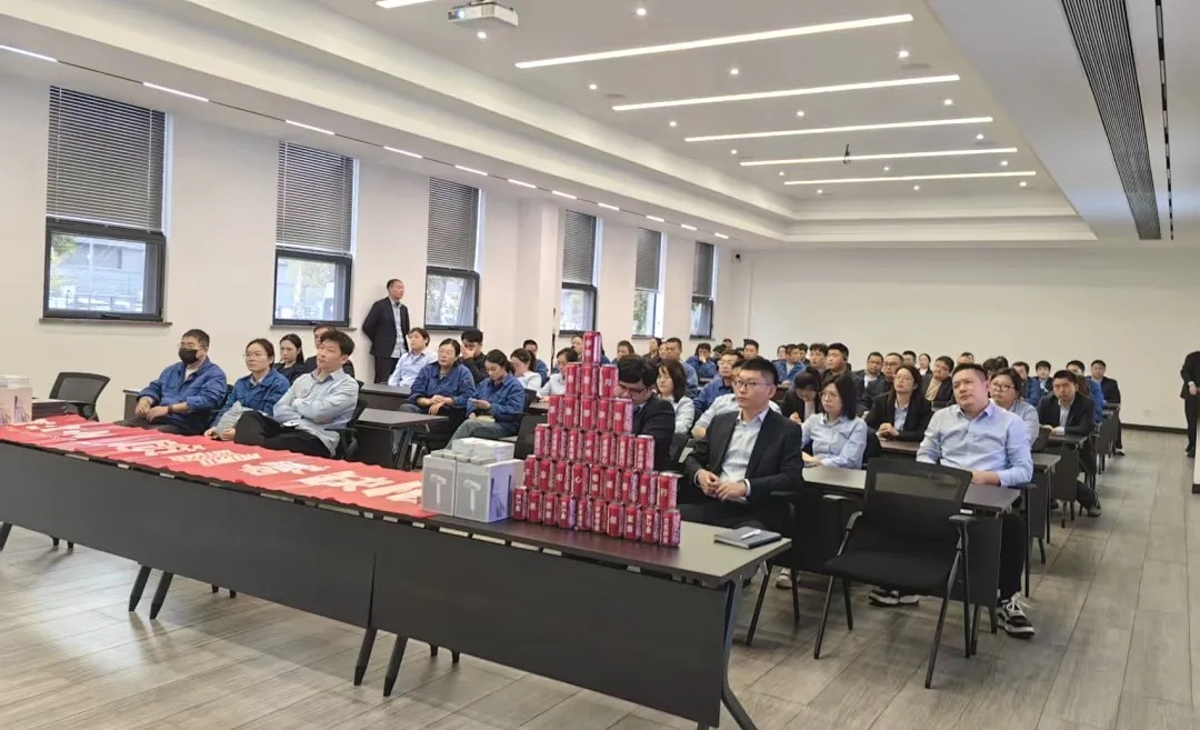 質(zhì)造初心，競綻鋒芒！伊頓母線2025年 “質(zhì)量月” 活動